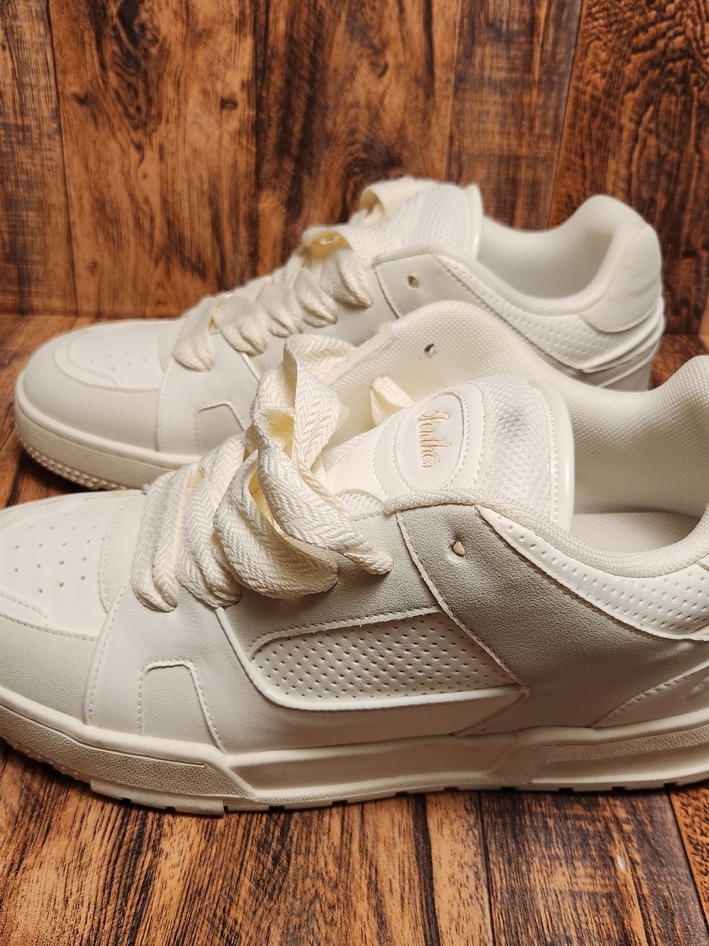 Conzuri Penthos Classic White Sneakers Size M-US 10 Height Boost Skateboard